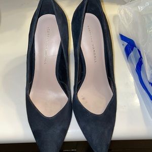 Excellent condition shoes